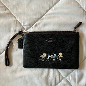NWT SNOOPY coach wristlet